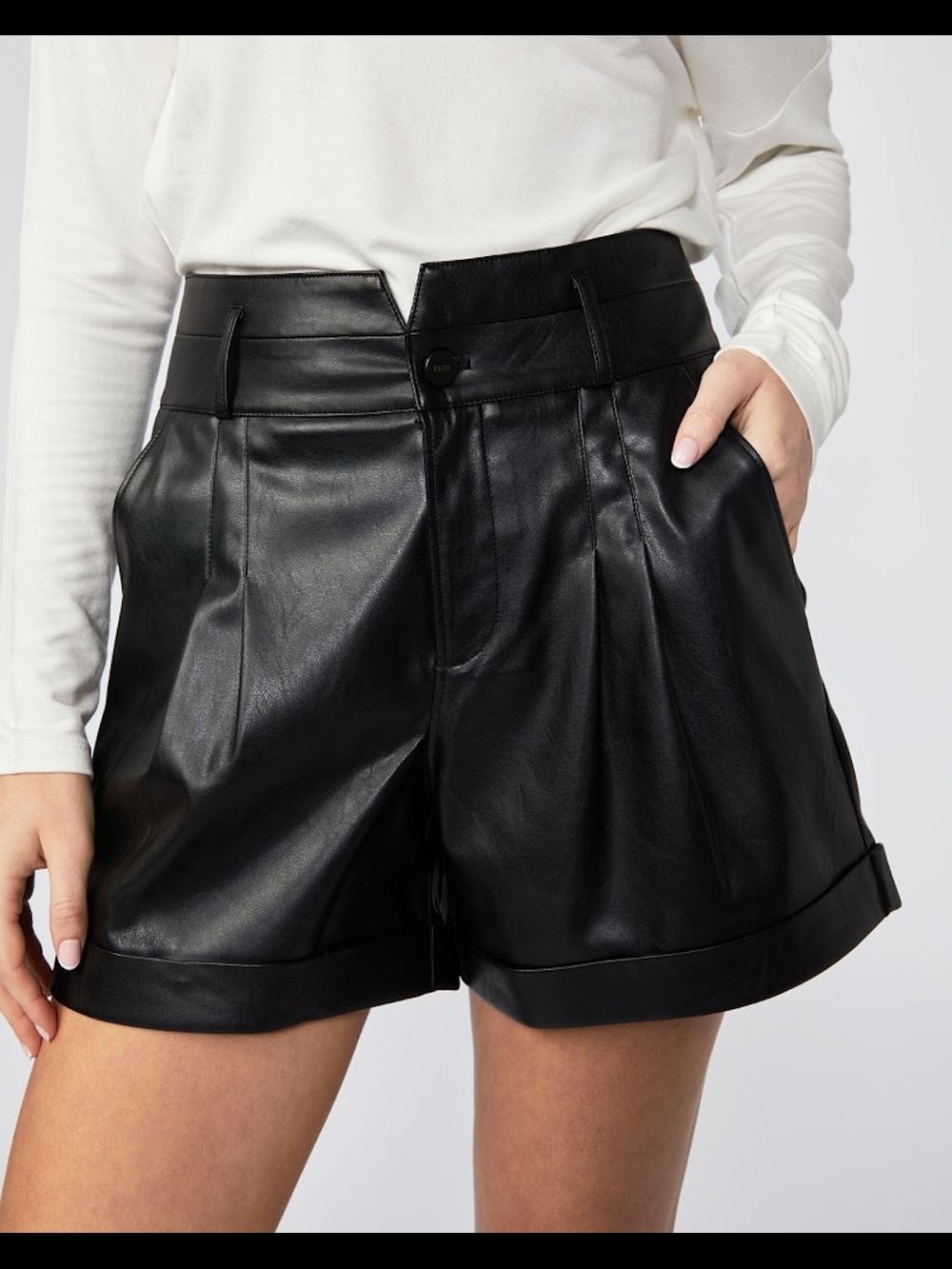 Paige Blanka Vegan Leather Shorts Size 8